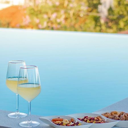 Georgianna'S Suite With Private Pool , 'Greysuite' Kómboi Dış mekan fotoğraf