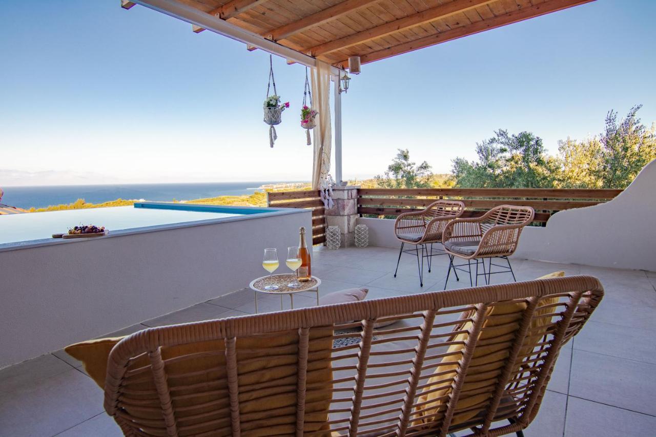 Georgianna'S Suite With Private Pool , 'Greysuite' Kómboi Dış mekan fotoğraf